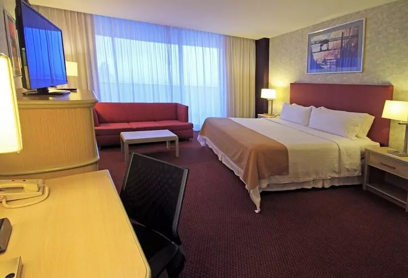 اتاق کلاب, Holiday Inn Monterrey Parque Fundidora, An Ihg