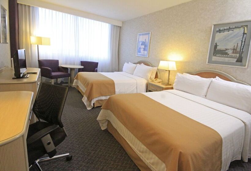 Номер Клуб, Holiday Inn Monterrey Parque Fundidora, An Ihg
