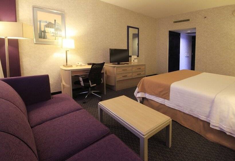 Номер Клуб, Holiday Inn Monterrey Parque Fundidora, An Ihg