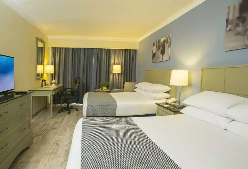 اتاق استاندارد با 2 تخت دوبل, Krystal Urban® Ciudad Juárez