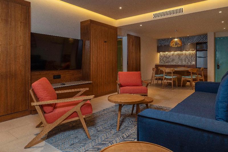 Люкс Вид на Море, Hilton Cancun Mar Caribe