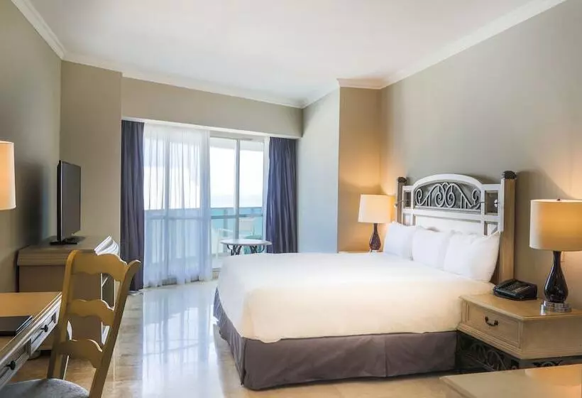 スイート, Sandos Cancun All Inclusive