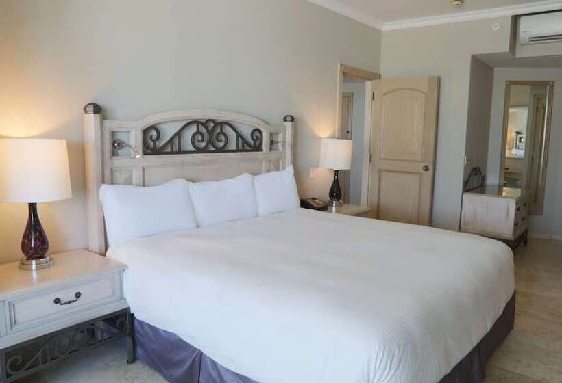 סוויטה, Sandos Cancun All Inclusive