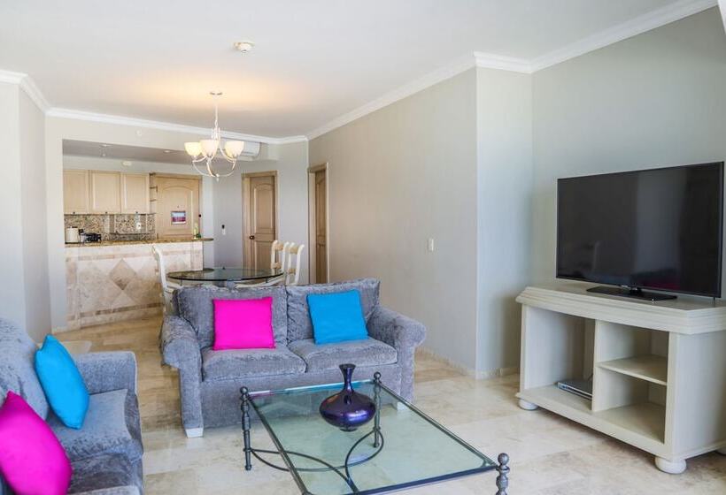 Люкс, Sandos Cancun All Inclusive