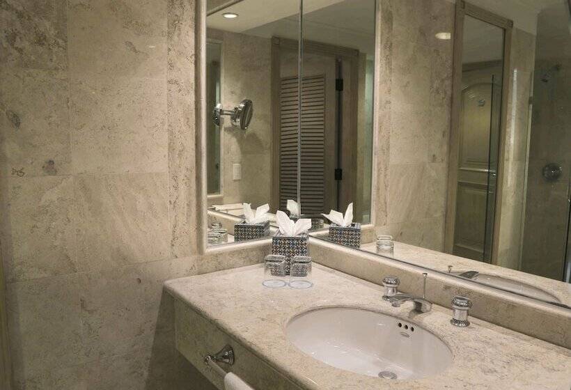 Люкс, Sandos Cancun All Inclusive