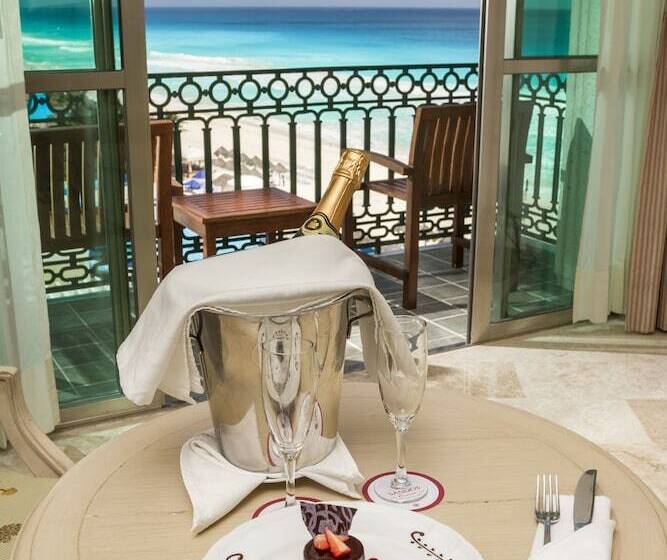 Люкс, Sandos Cancun All Inclusive