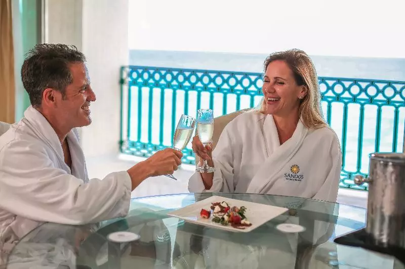 スイート, Sandos Cancun All Inclusive