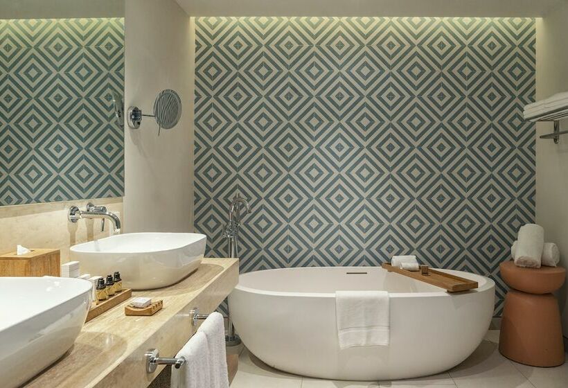 Люкс Вид на Море, Hilton Cancun Mar Caribe