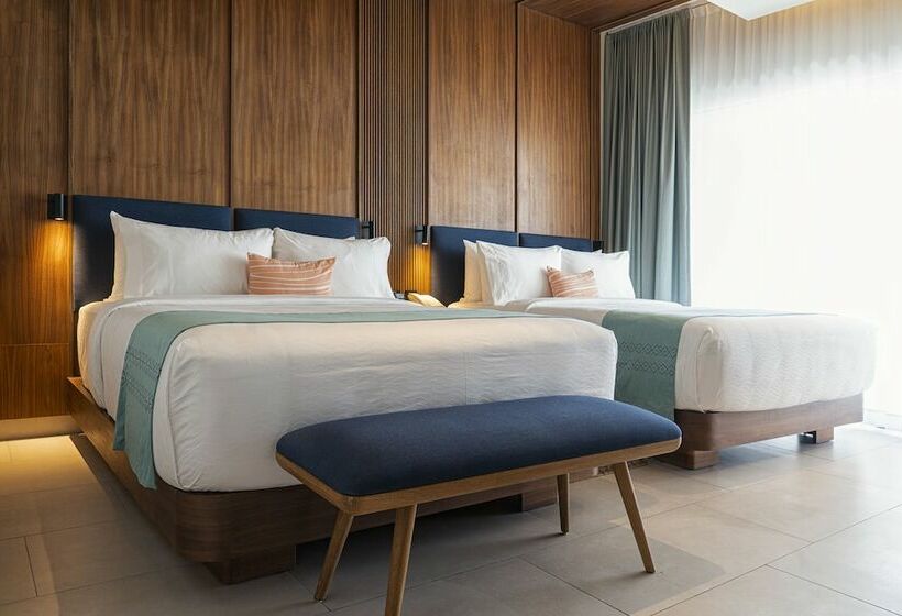 Suite cu Vedere la Mare, Hilton Cancun Mar Caribe