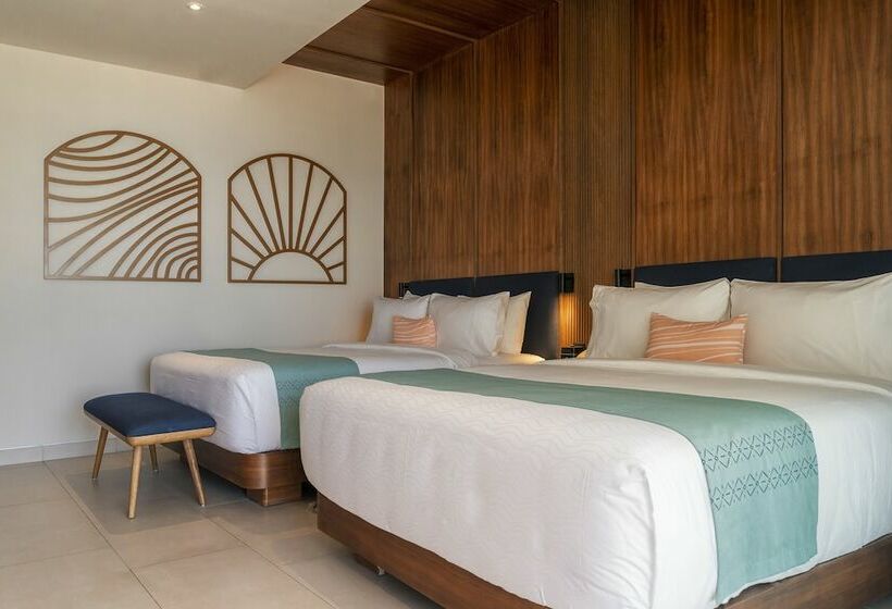 Номер Superior Вид на Море, Hilton Cancun Mar Caribe