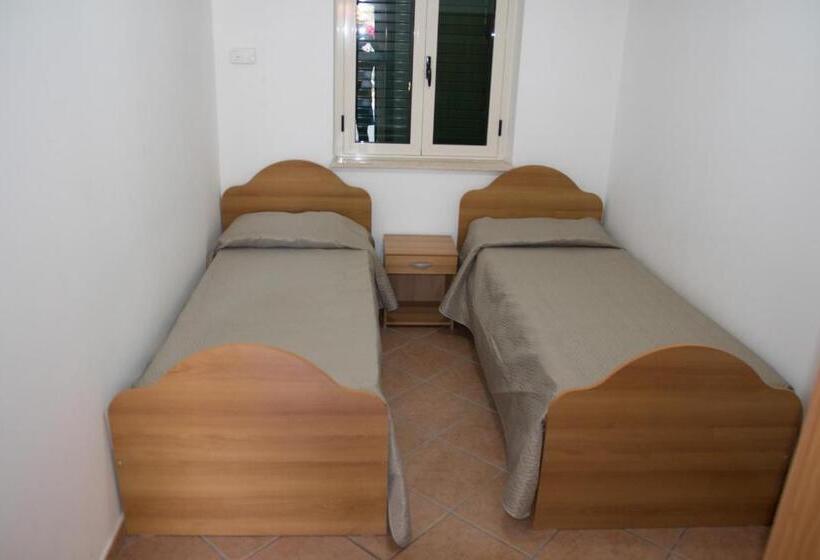 带3个卧室的公寓, Baia Di Zambrone