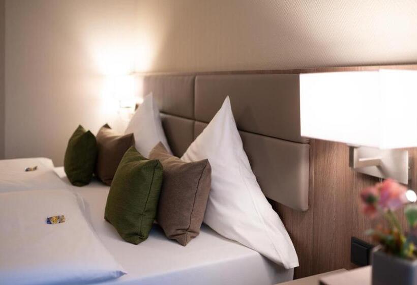 컴포트 룸, Im Park