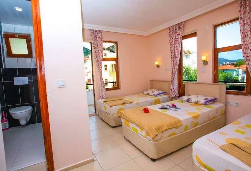 חדר סטנדרט לשלושה, Pinar Pansiyon