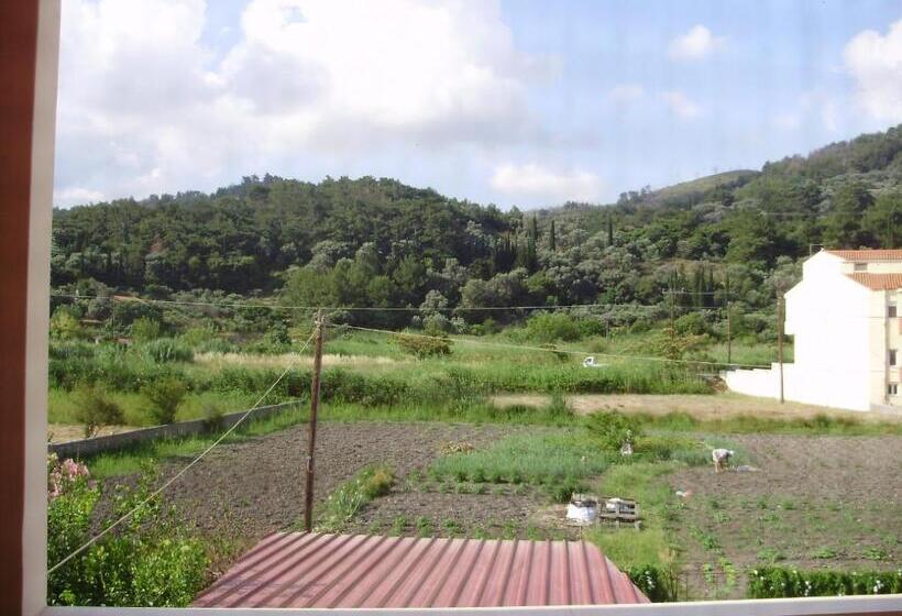 آپارتمان 1 خوابه, Tarsanas Beach