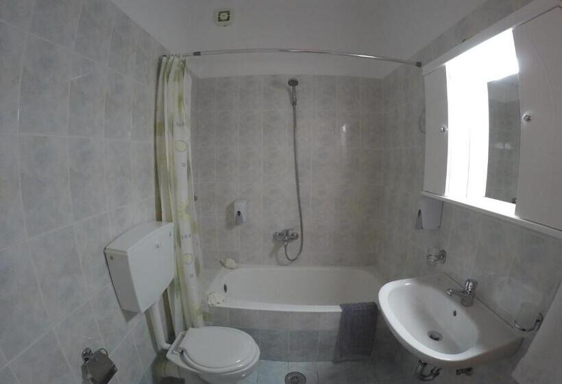 آپارتمان 1 خوابه, Tarsanas Beach