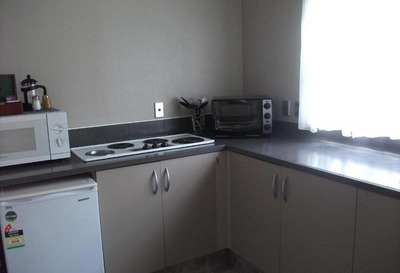 Апартаменты 2 Спальни, Aquarius Motor Inn