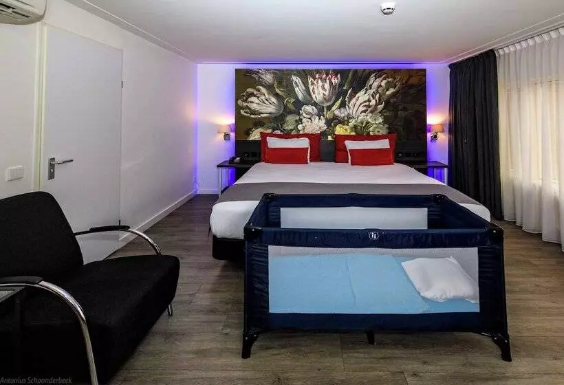 سوییت جونیور, Grand Hotel Amstelveen