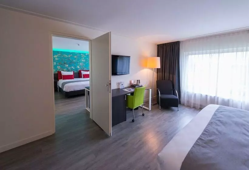 سوییت جونیور, Grand Hotel Amstelveen