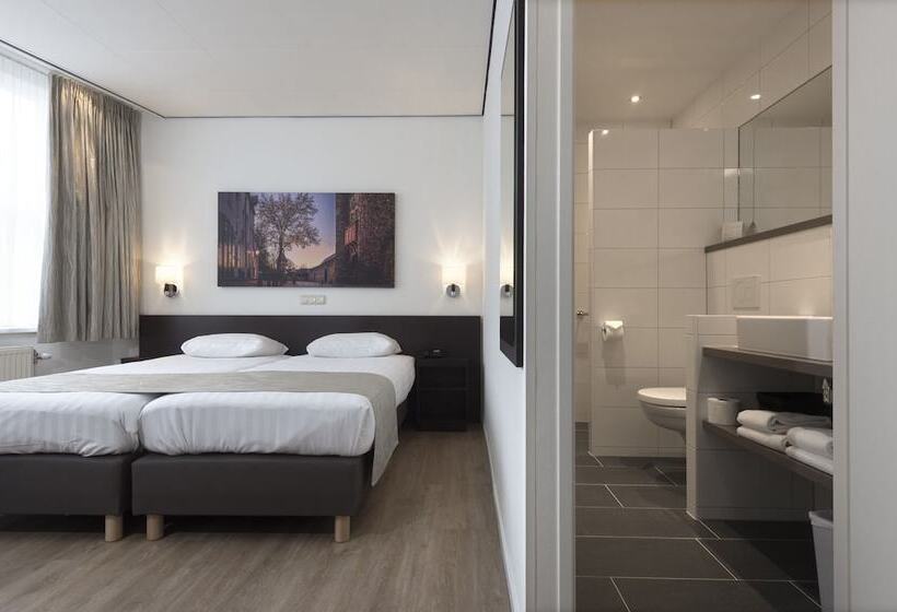 اتاق راحتی, Restaurant In Den Hoof