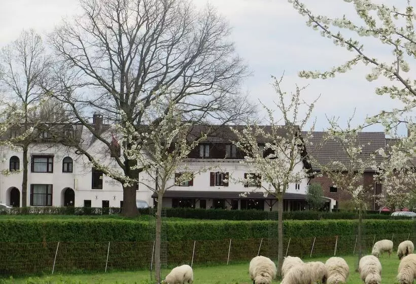 スタンダードトリプルルーム, Restaurant In Den Hoof