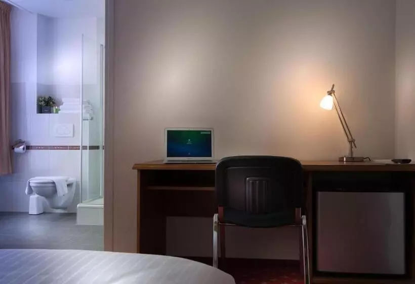 Deluxe Room, Riche