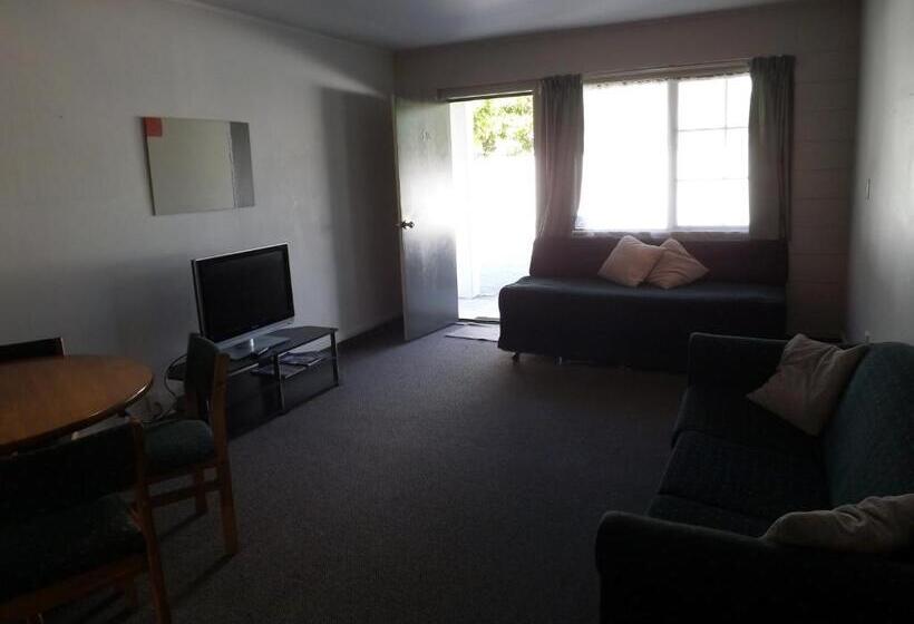 套房, Karaka Tree Motel