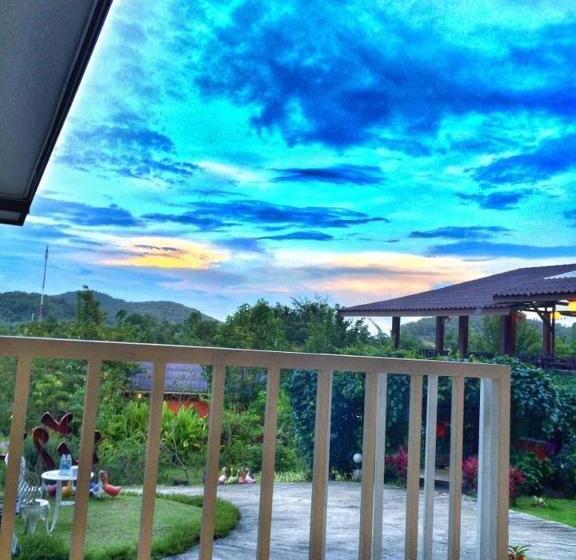 חדר סטנדרט נוף להרים, Baan Suan Rojjana