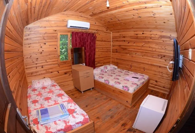 اتاق لوکس, Camlik Pansiyon