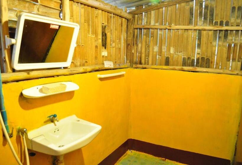 بنجلو قياسى, Rapala Rock Wood Resort Sha Plus