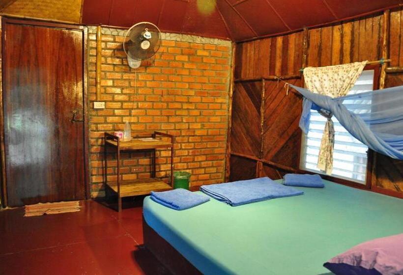 بنجلو قياسى, Rapala Rock Wood Resort Sha Plus