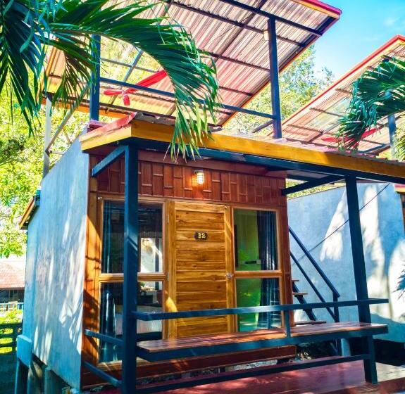 بنجلو ديلوكس, Rapala Rock Wood Resort Sha Plus