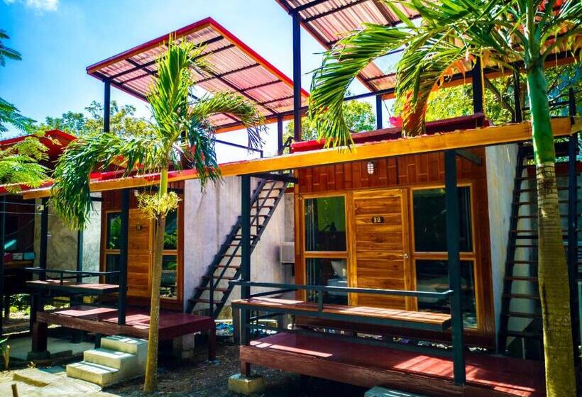 بنجلو ديلوكس, Rapala Rock Wood Resort Sha Plus