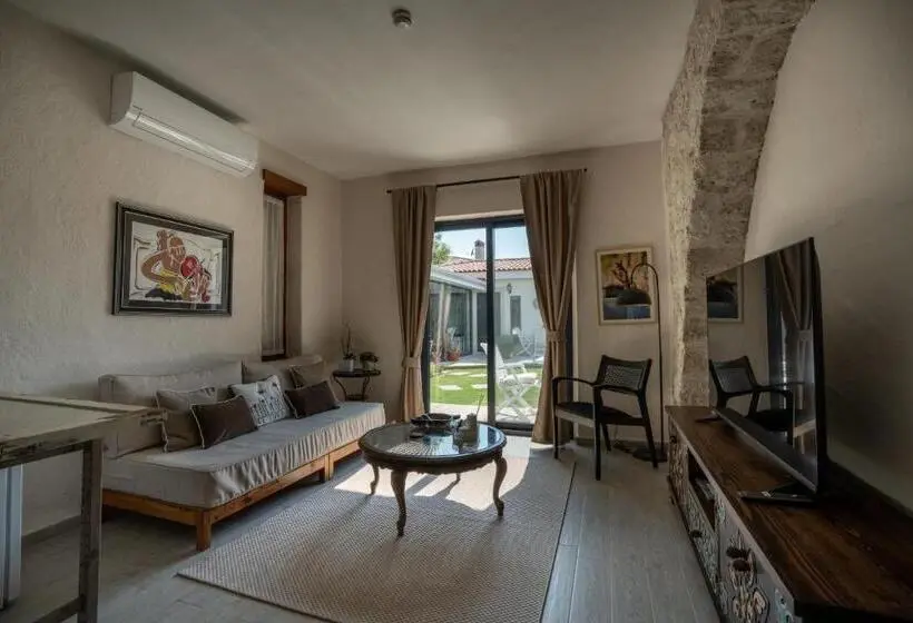 Suite Garden View