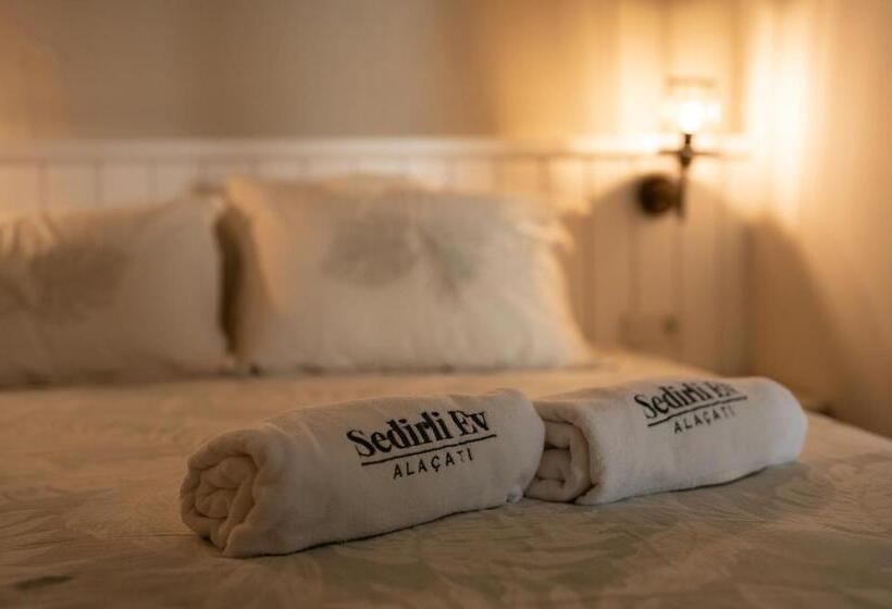 Standard Studio Terrace