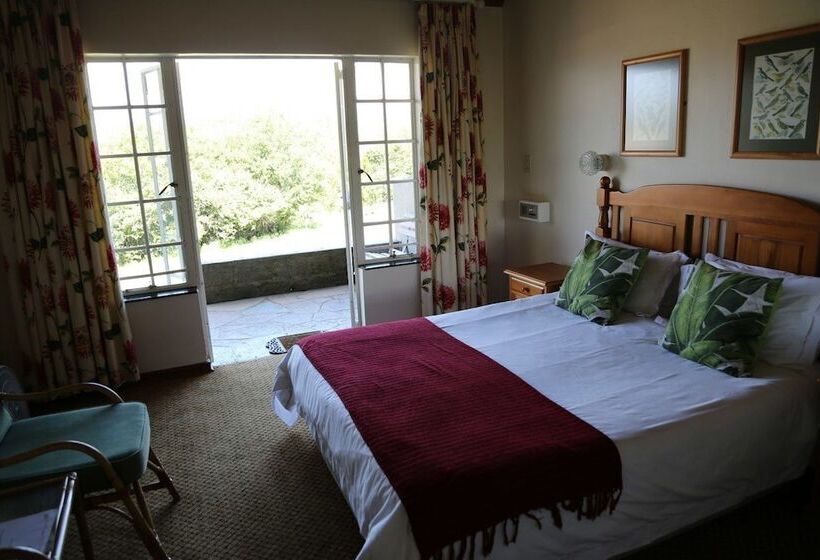 דירת חדר בסיסית, The Nest Drakensberg Mountain Resort