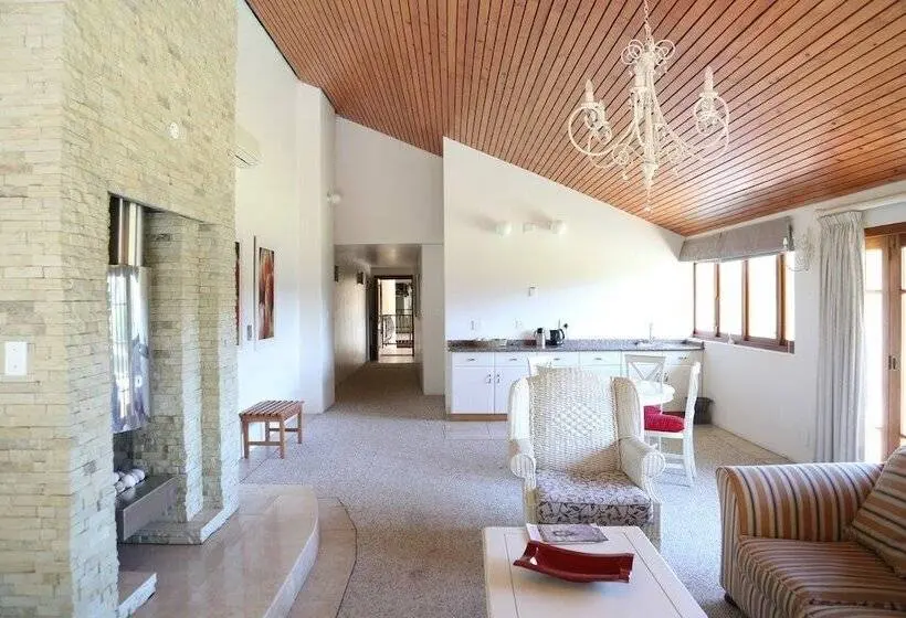 エクゼクティブスイート, The Nest Drakensberg Mountain Resort
