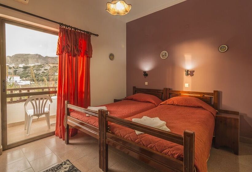 スタンダードルーム, Savas Rooms