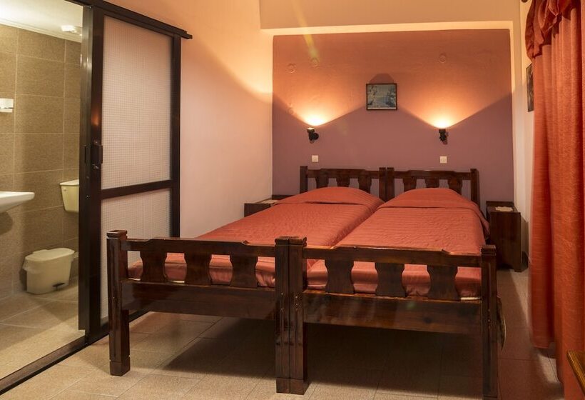 スタンダードルーム, Savas Rooms