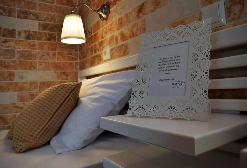 豪华海景房, The Coast