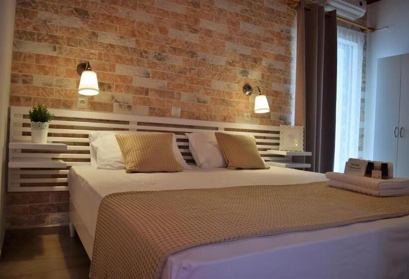 豪华海景房, The Coast