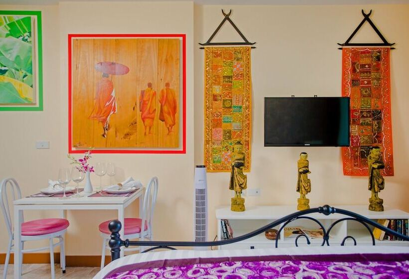 Студио Deluxe Вид на Море, Almali Rawai Beach Residence