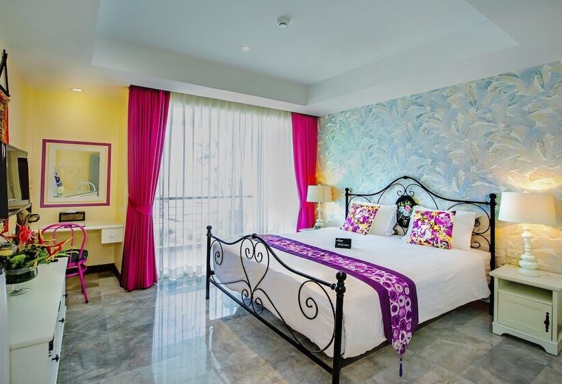 Студио Deluxe Вид на Море, Almali Rawai Beach Residence