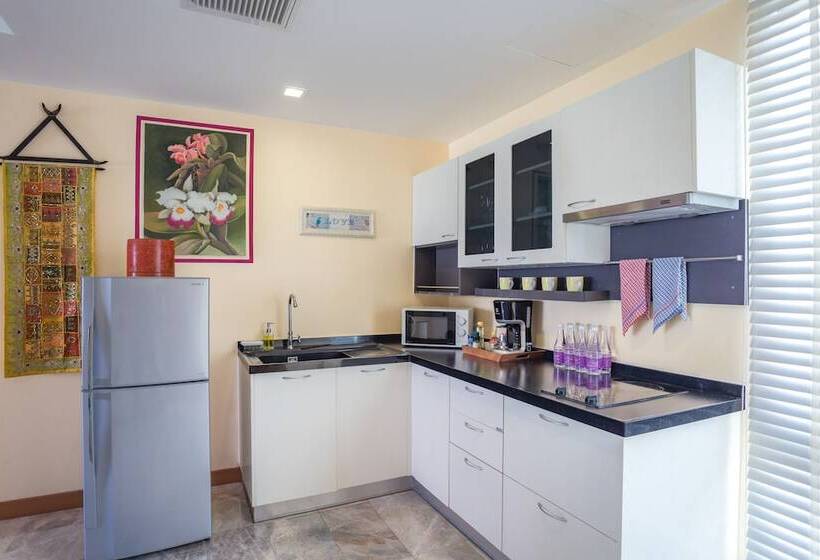 Люкс Deluxe 2 Спальни, Almali Rawai Beach Residence