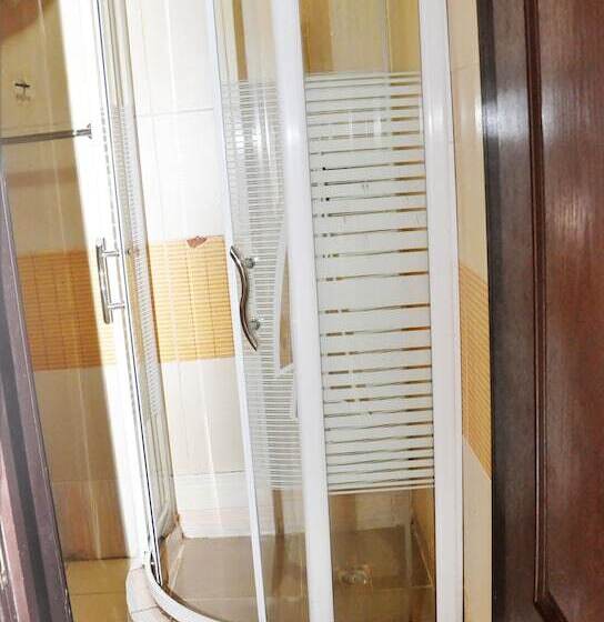 اتاق سوپریور, Golden Destiny Hotel Limited