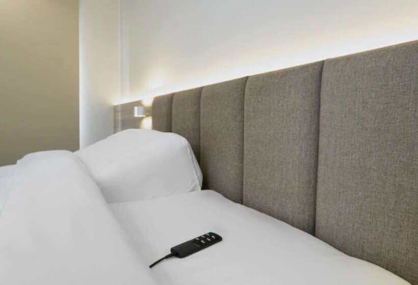 اتاق استاندارد چهار تخته, Z