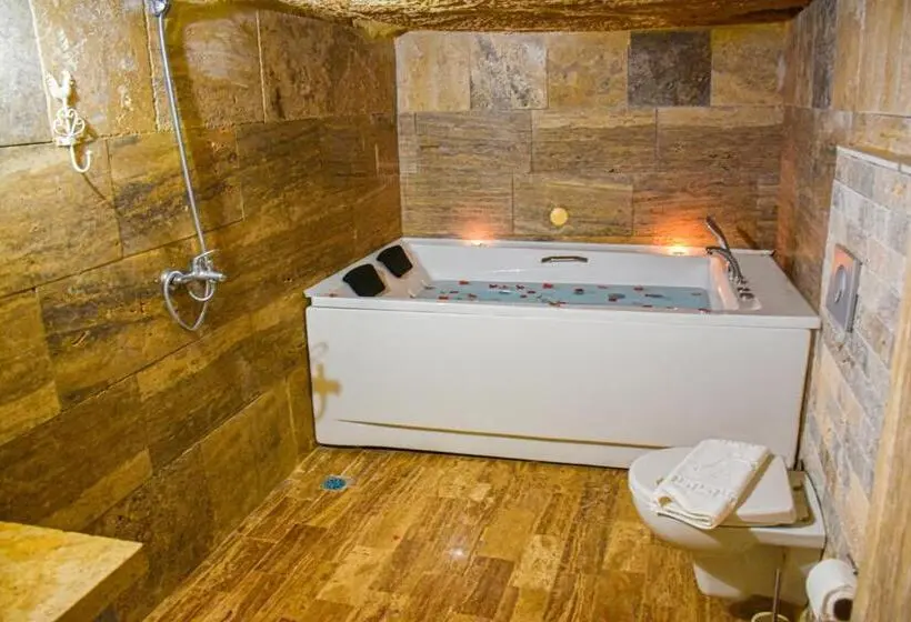 Perhesviitti, Cappadocia Cave House