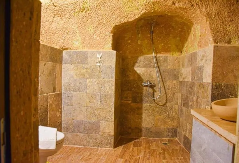 Comfort Kolmen Hengen Huone, Cappadocia Cave House