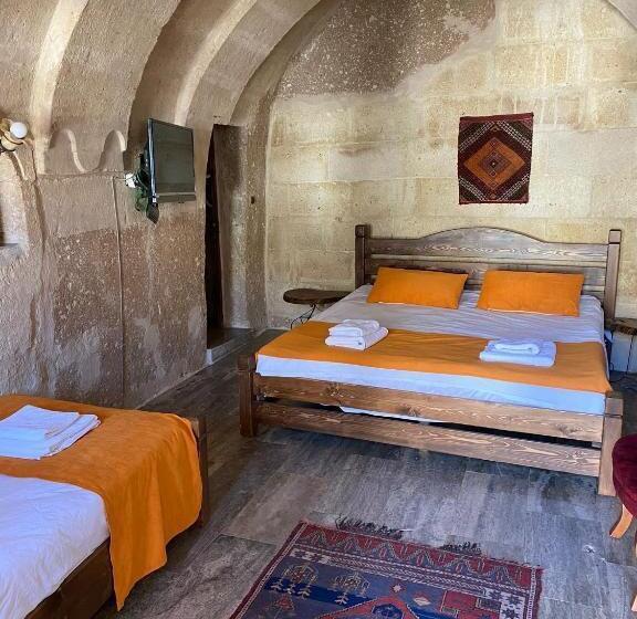 Трехместный Номер Комфорт, Cappadocia Cave House