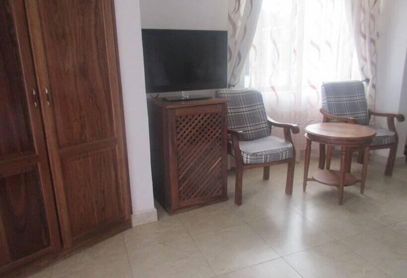 اتاق لوکس یک تخته, Sundown Carnival Lodge