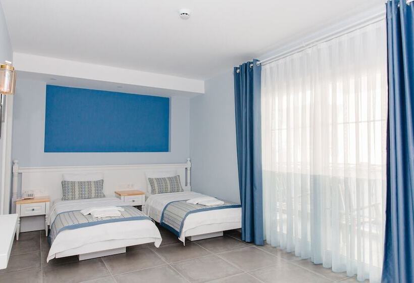 חדר סופריור נוף לעיר, Luvi Kaş Otel Adults Only